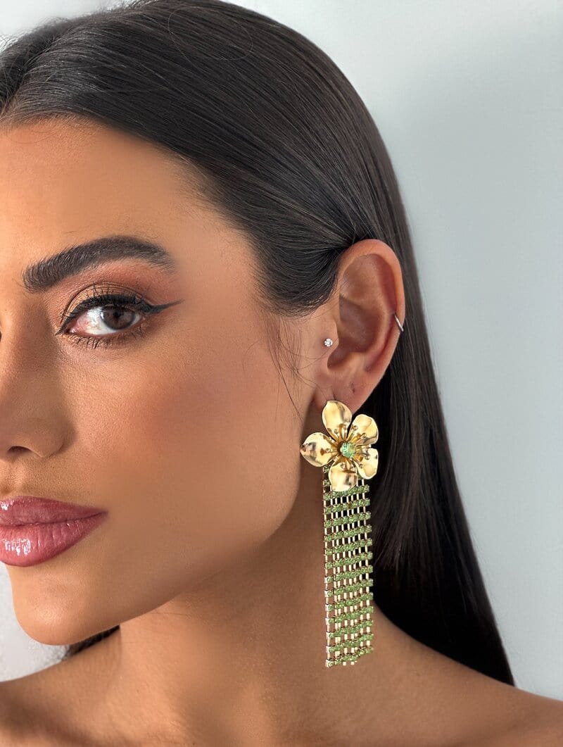 Brinco Folheado a Ouro 18k Flor com Franja de Micro Zircônia