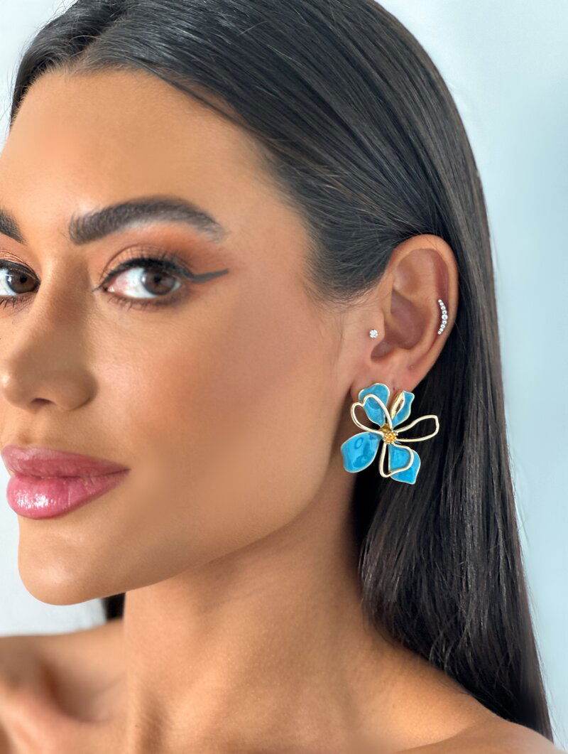 Brinco Folheado a Ouro 18k Flor Luxo Resinada