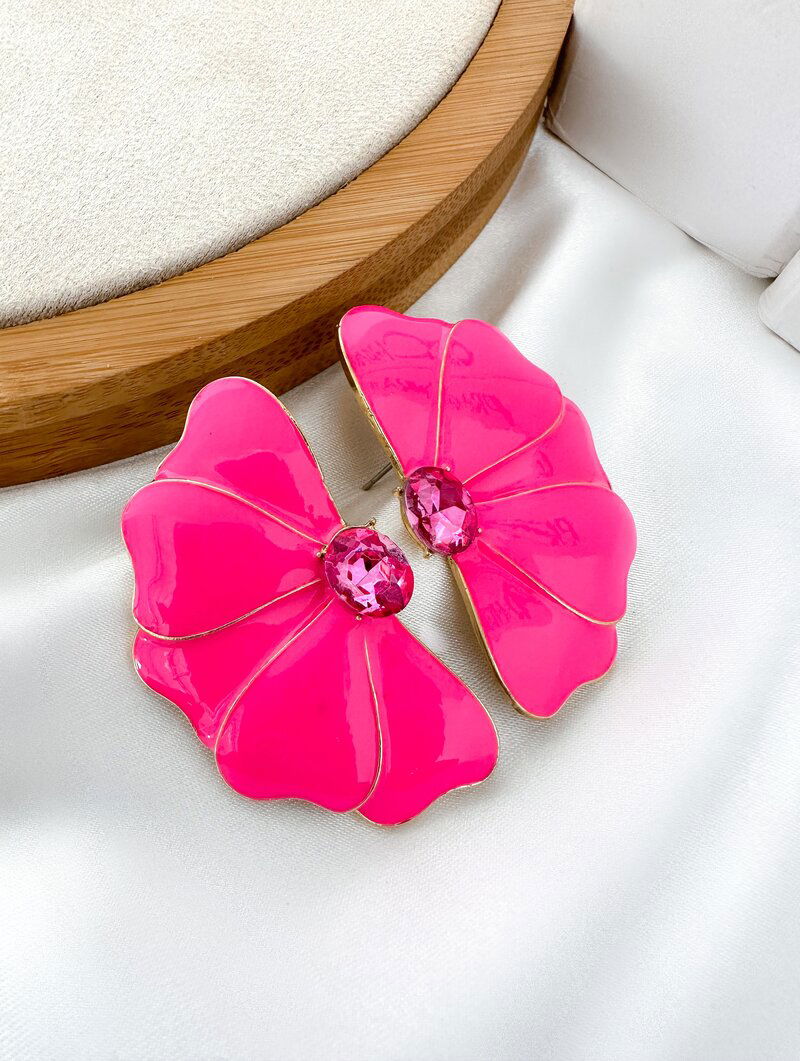 Brinco Folheado a Ouro 18k Flor Perfil Resinada