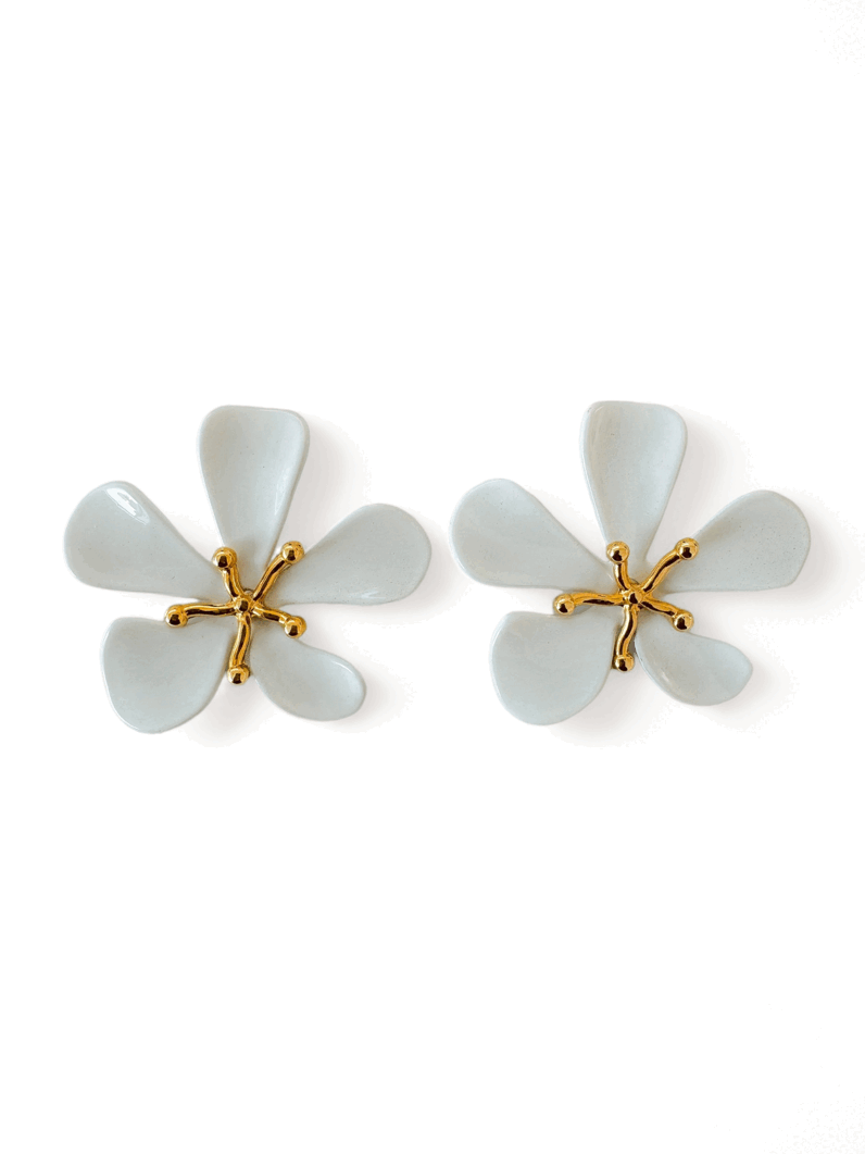 Brinco Folheado a Ouro 18k Flores Resinadas