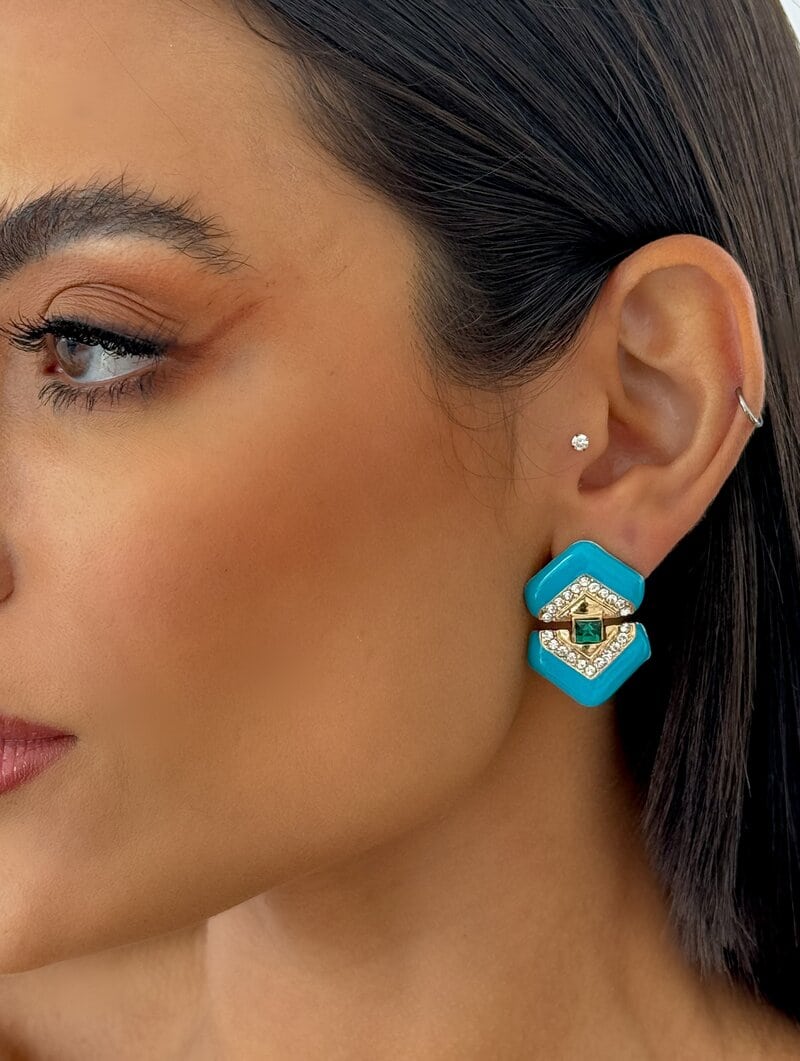 Brinco Folheado a Ouro 18k Geométrico com Pedraria (Inspiração)