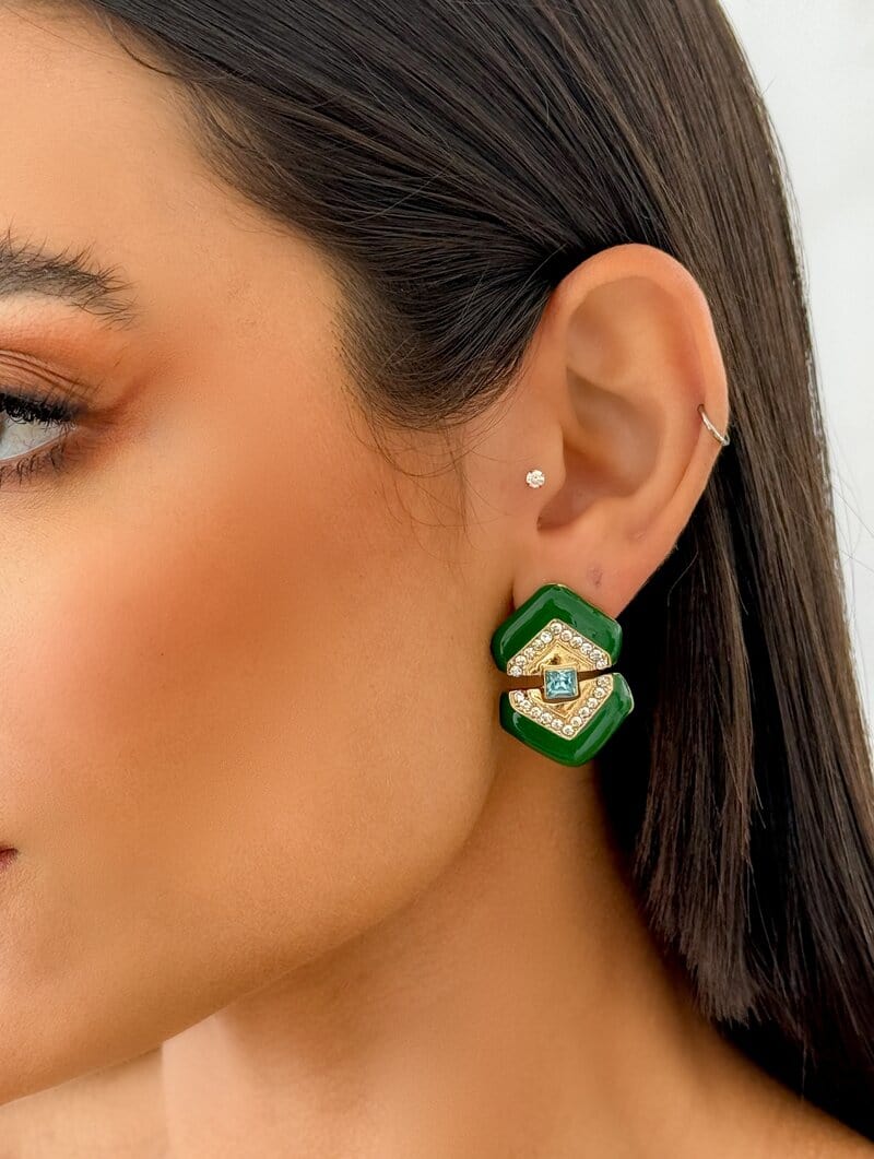 Brinco Folheado a Ouro 18k Geométrico com Pedraria (Inspiração)