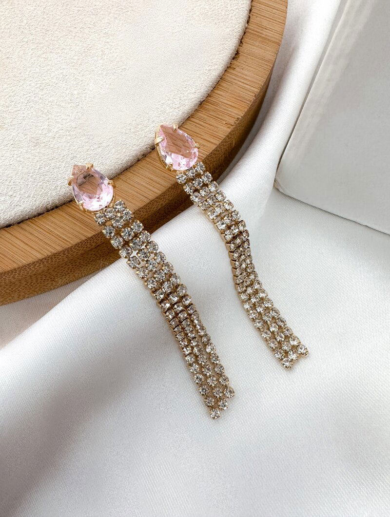 Brinco Folheado a Ouro 18k Gota com Micro Zircônias