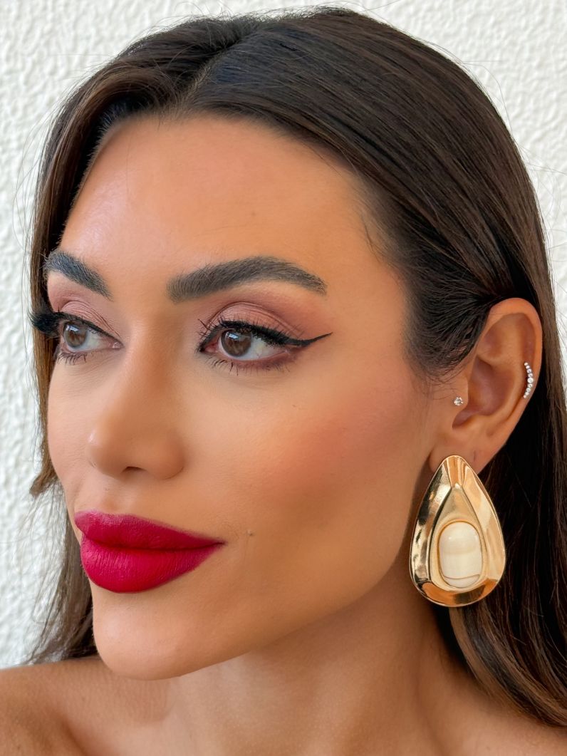 Brinco Folheado a Ouro 18k Gota Maxi Com Resina