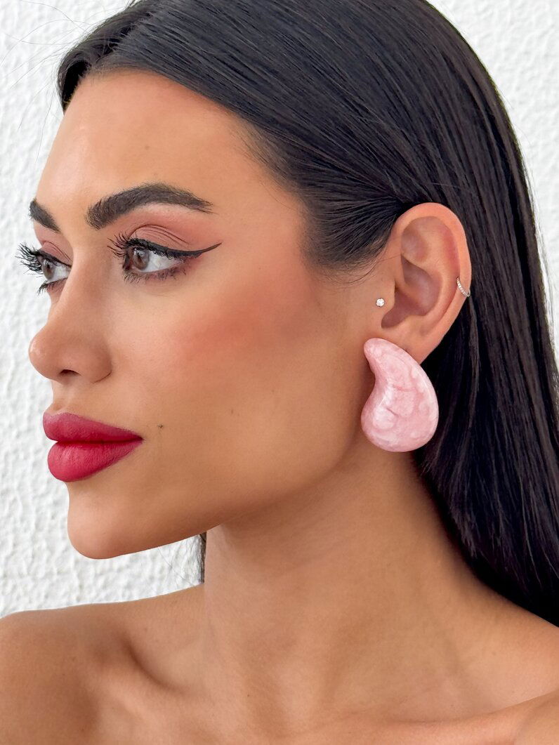 Brinco Folheado a Ouro 18k Gota Resinada