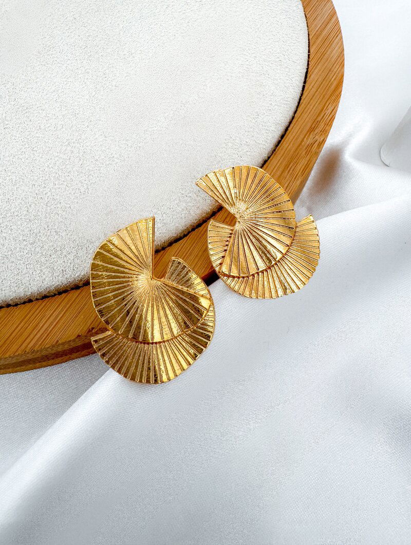Brinco Folheado a Ouro 18k Leque Duplo