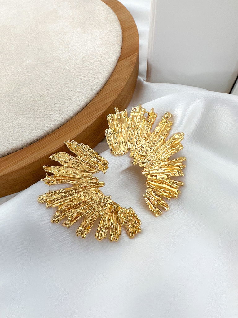 brinco folheado a ouro 18k max brinco