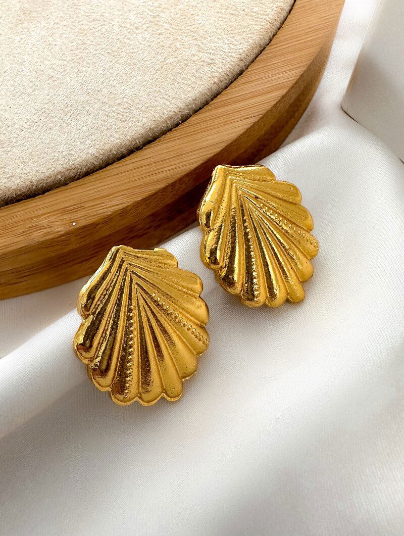 Brinco Folheado a Ouro 18k Maxi Concha