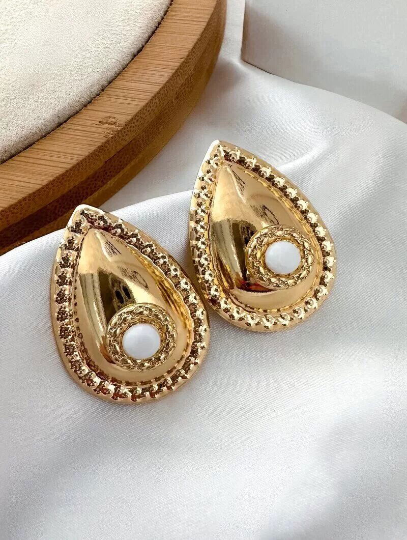 Brinco Folheado a Ouro 18K Maxi Gota com Cristal Central