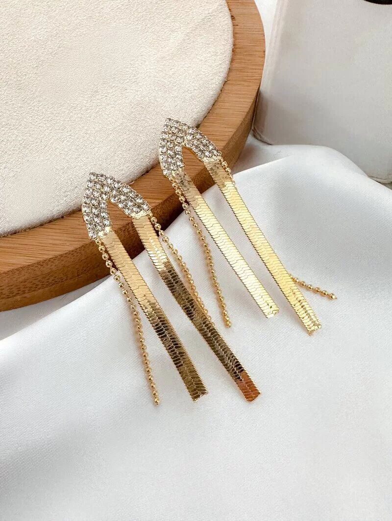 Brinco Folheado a Ouro 18k Micro Zircônias com Fitas Laminadas
