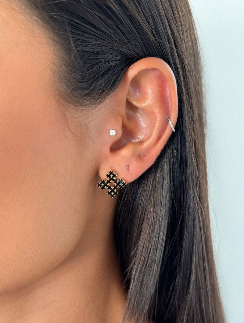 Brinco Folheado a Ouro 18k Minimalista Formas Geométricas Cravejado