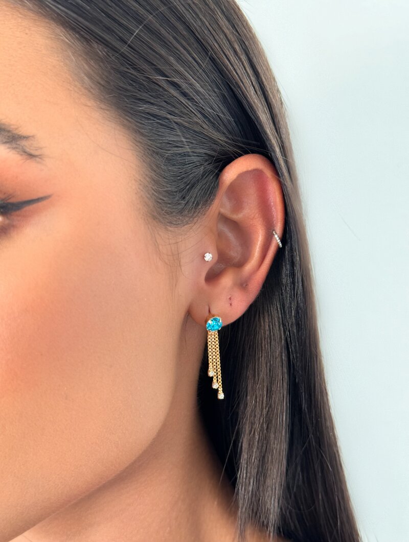 Brinco Folheado a Ouro 18k Minimalista Ponto de Luz com Filet Triplo