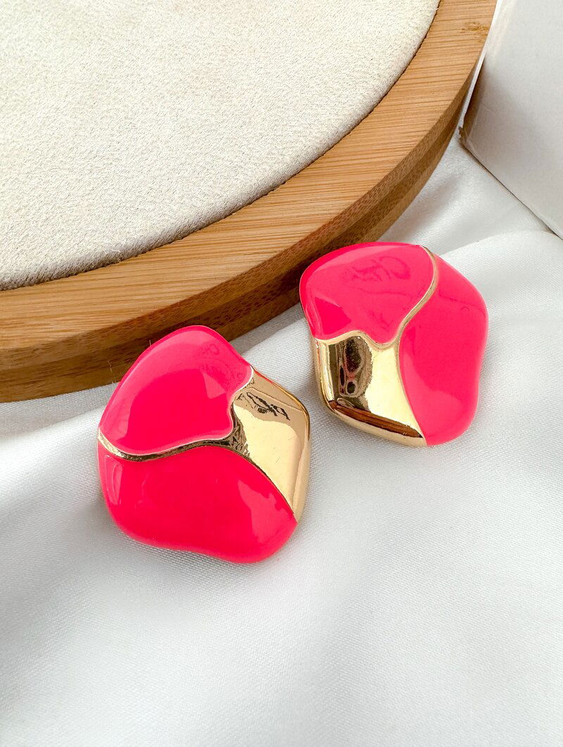 Brinco Folheado a Ouro 18k Orgânico Resinado