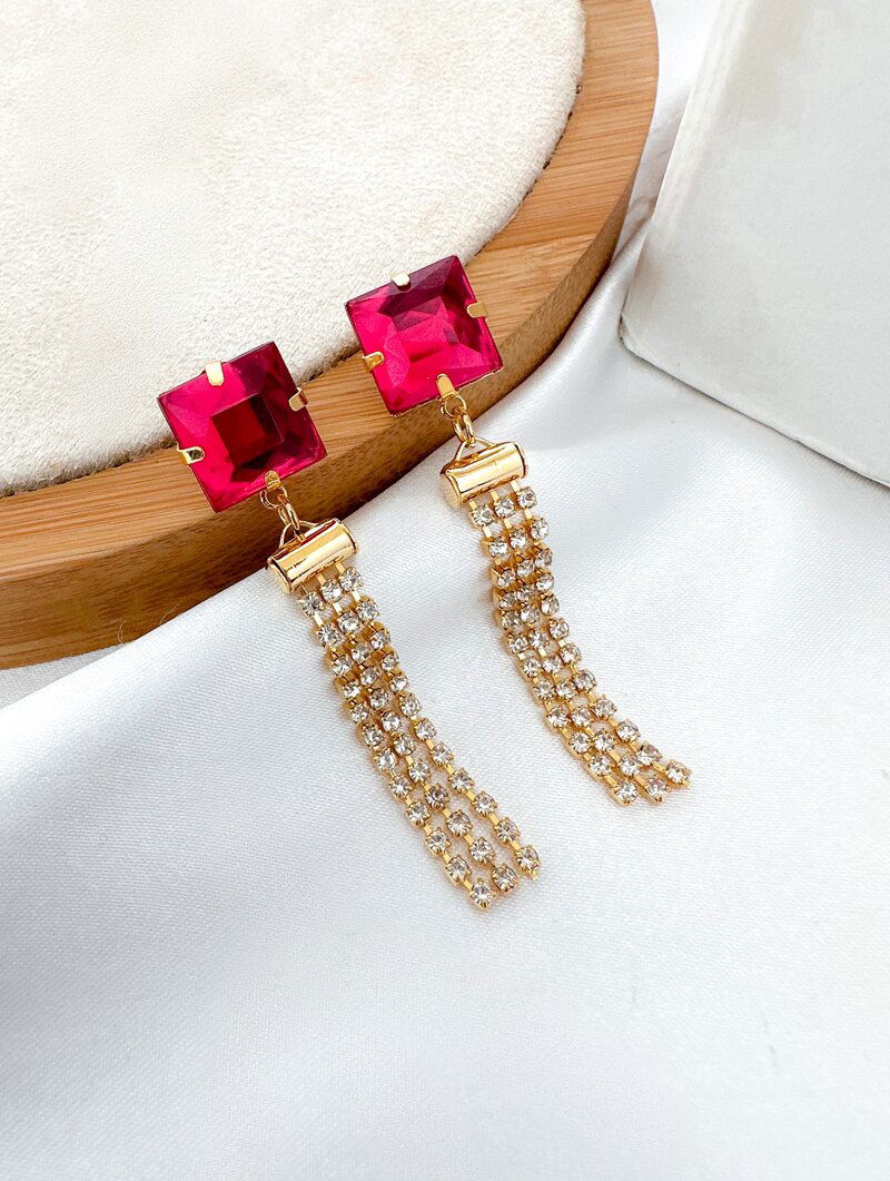 Brinco Folheado a Ouro 18k Pedra de Zircônia com Franja