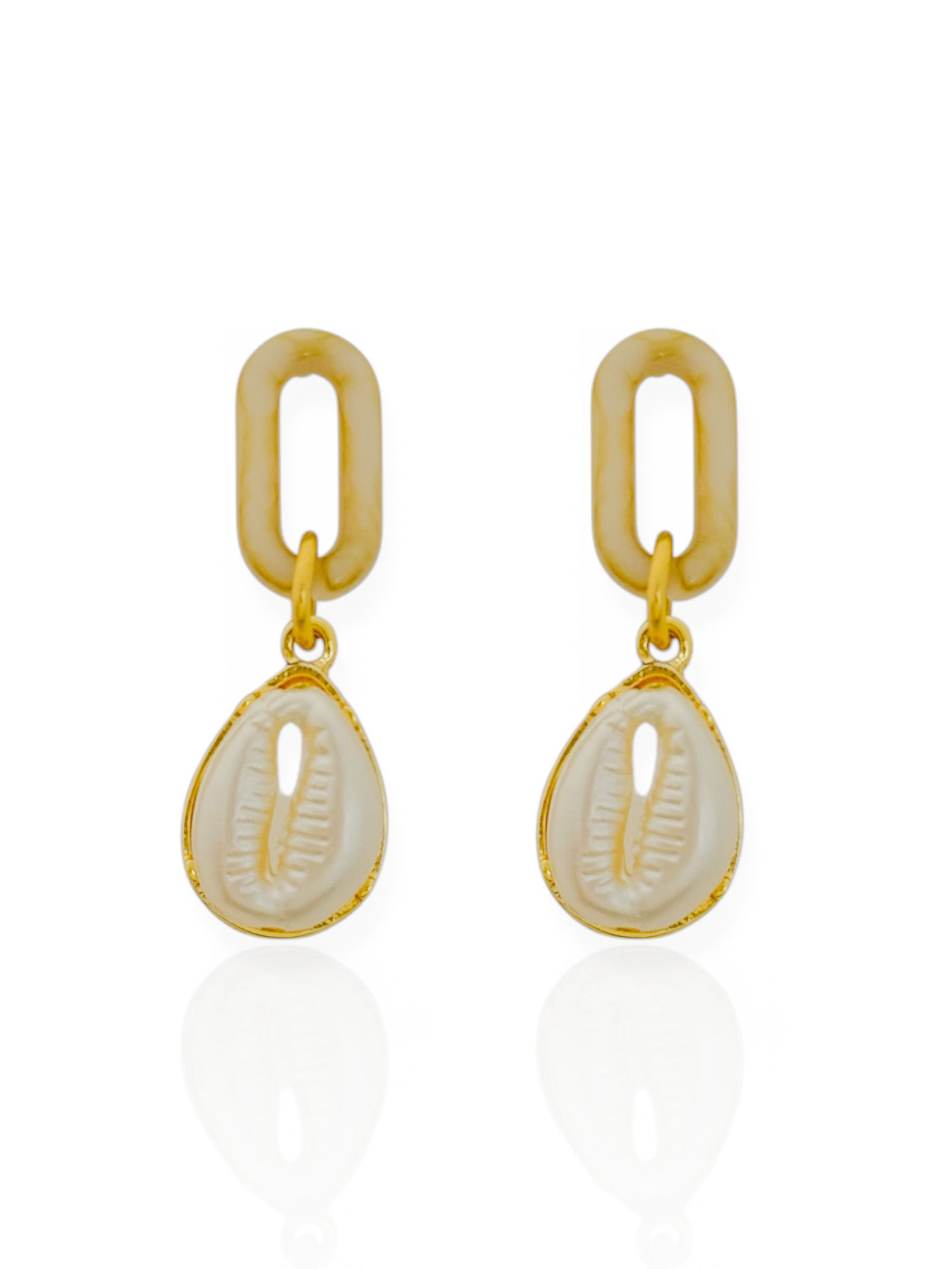 Brinco Folheado a Ouro 18k Ponteira Com Concha