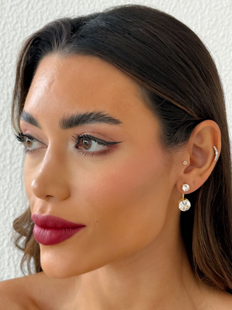 Brinco Folheado a Ouro 18k Ponto de Luz Duplo P