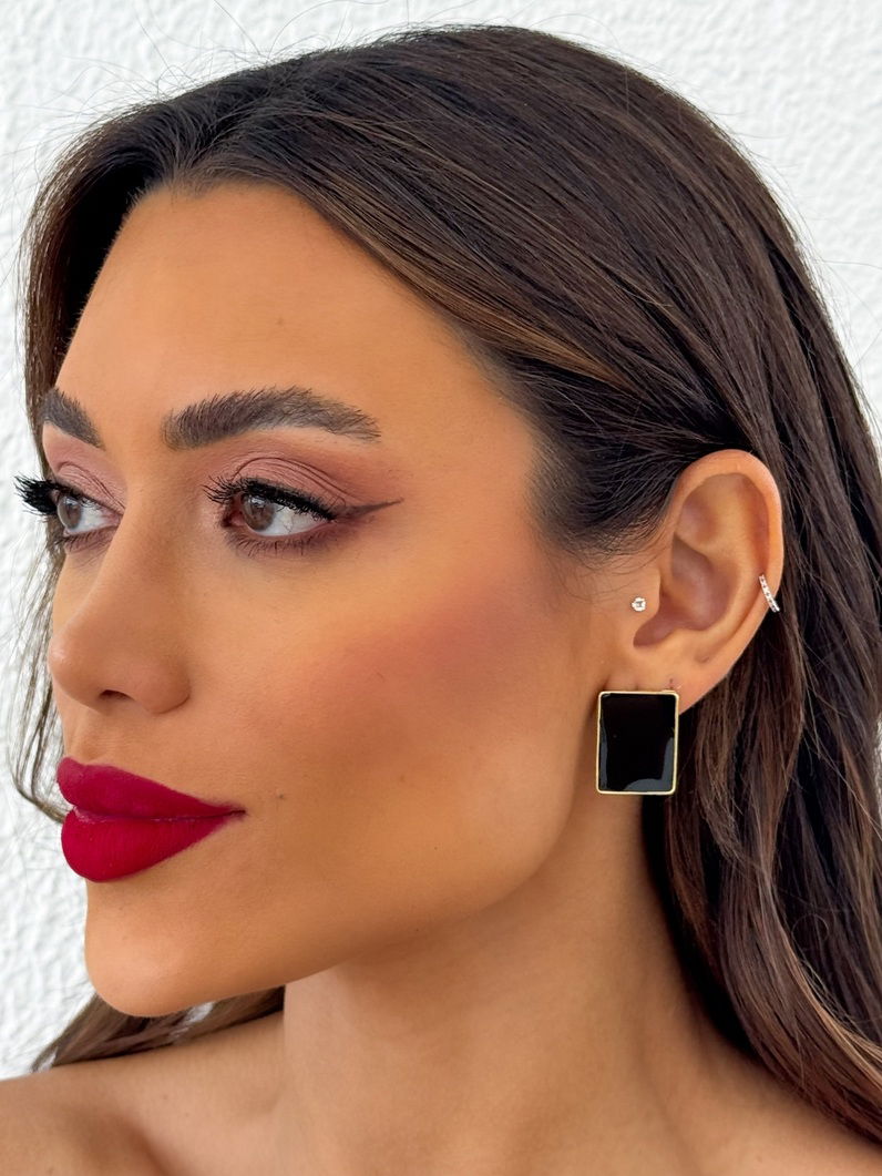 Brinco Folheado a Ouro 18k Quadrado Resinado