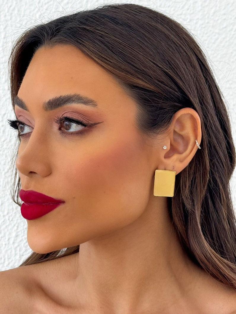 Brinco Folheado a Ouro 18k Quadrado Resinado