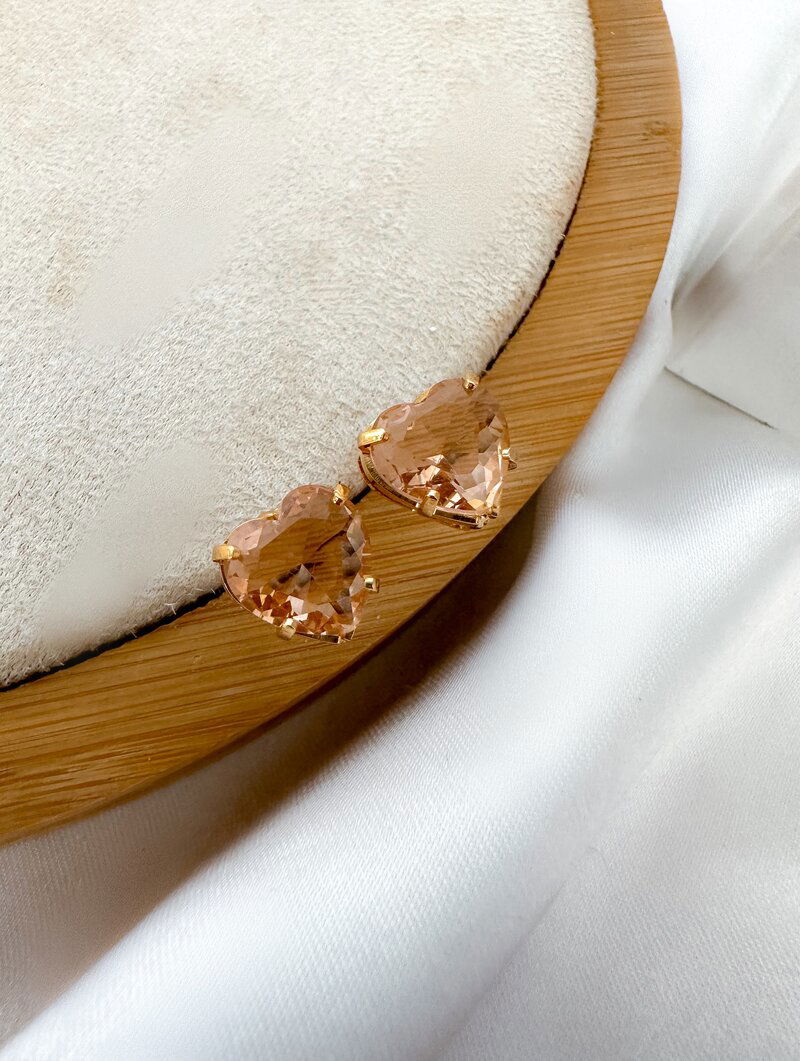 Brinco Folheado a Ouro Coração Zirconia.