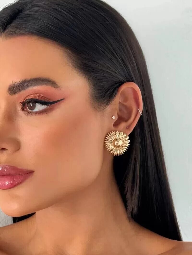Brinco Folheado a Ouro 18k e Prata Flor Girassol