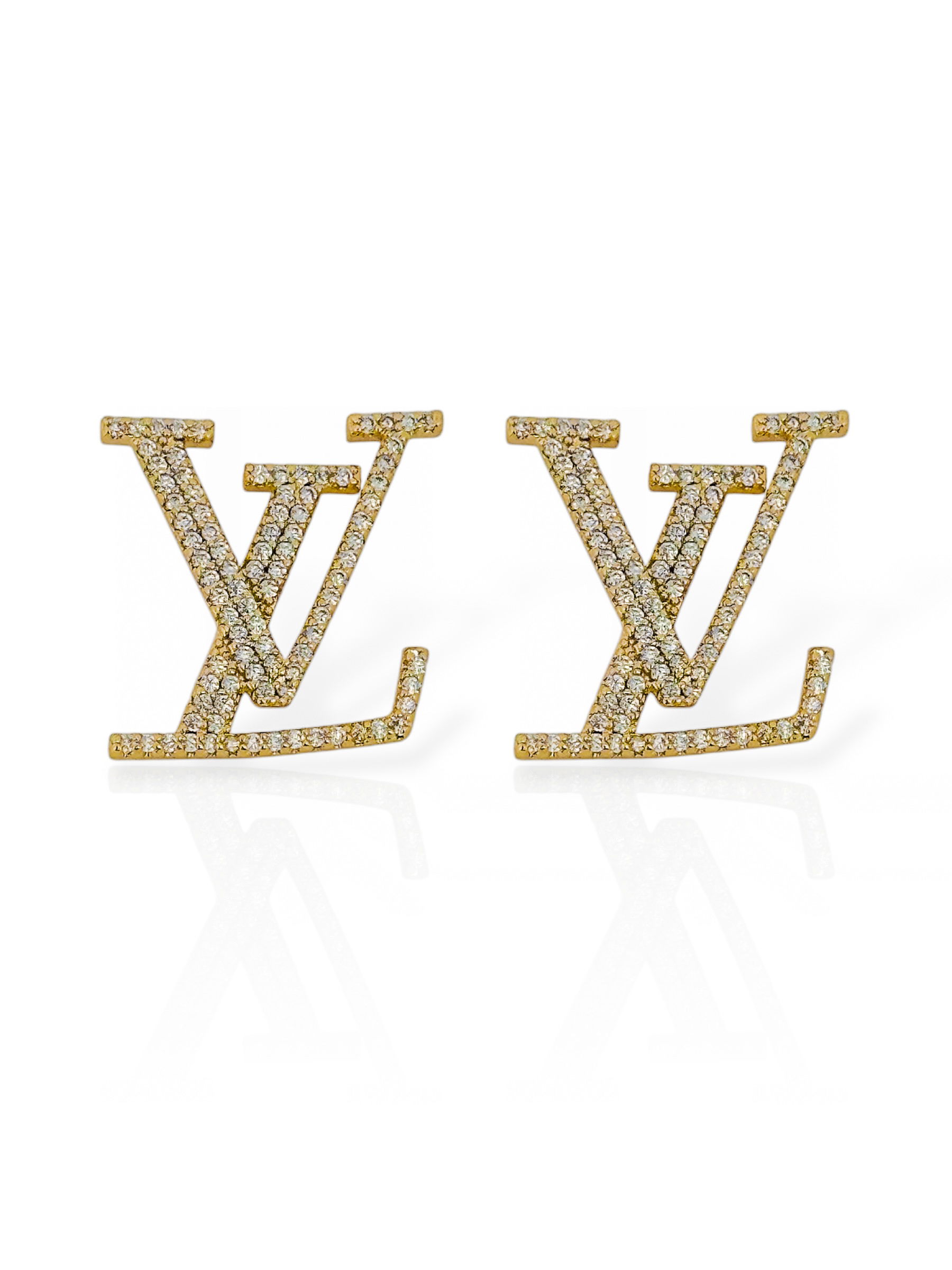 Brinco Folheado a Ouro 18k e Prata Inspiração LV.