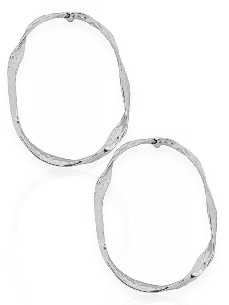 Brincos Folheado a Ouro 18k e Prata 925 Circulo Torcido Martelado