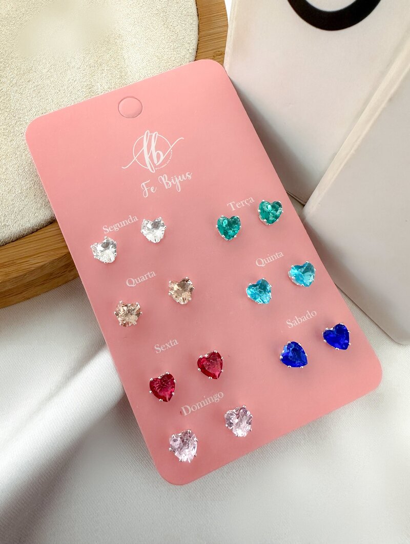 Brincos Folheado a Ouro 18k e Prata 925 Semaninha Coração