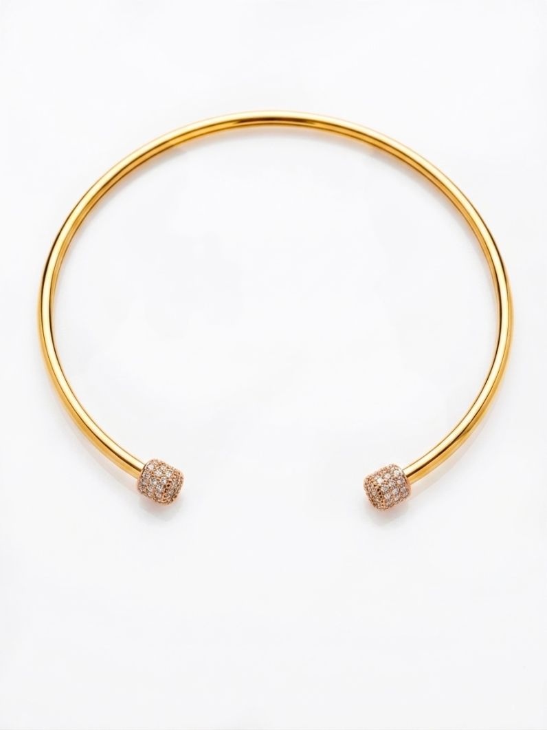 Choker Aro Folheado a Ouro 18k e Prata Aro Liso Com Ponta Cravejado