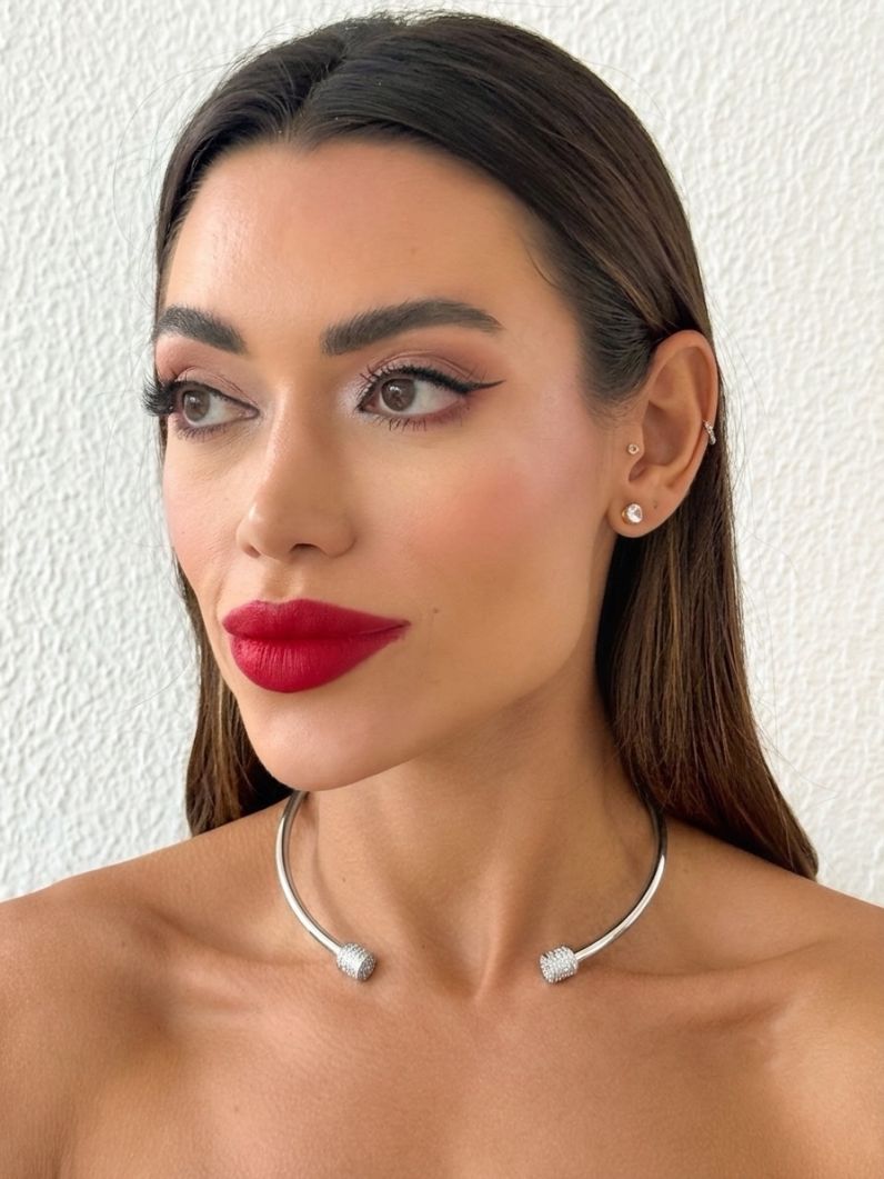 Choker Aro Folheado a Ouro 18k e Prata Aro Liso Com Ponta Cravejado