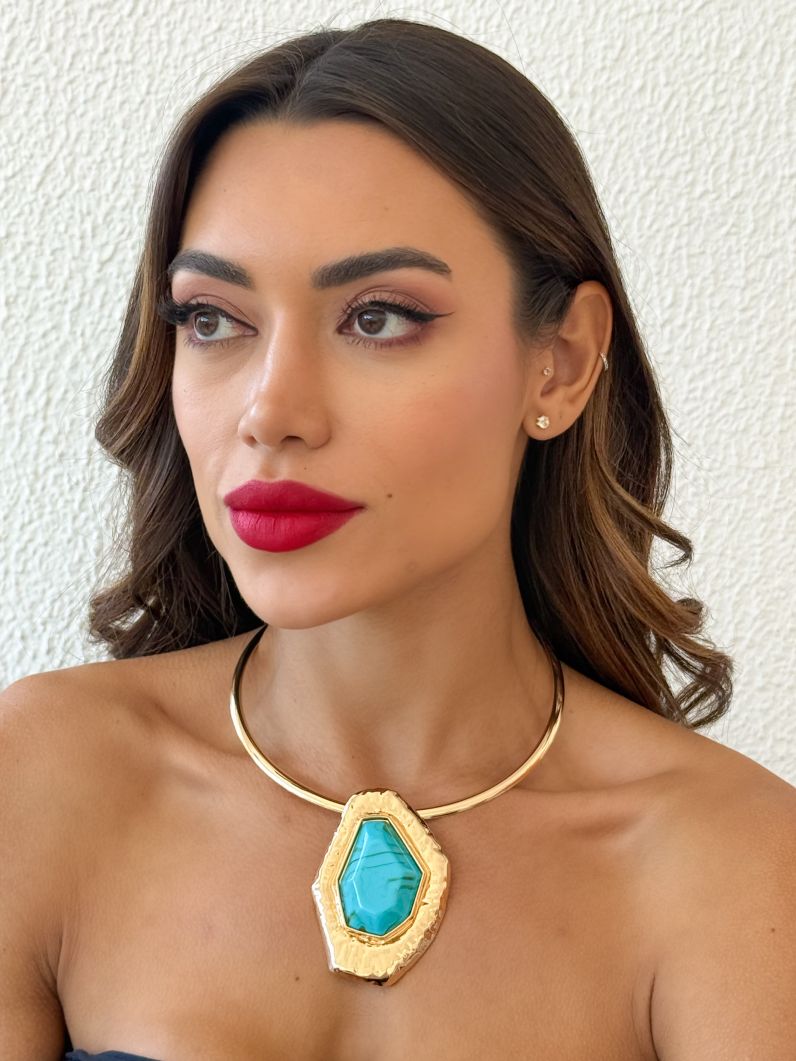 Choker Aro Folheado a Ouro 18k Forma Resinada e Martelada