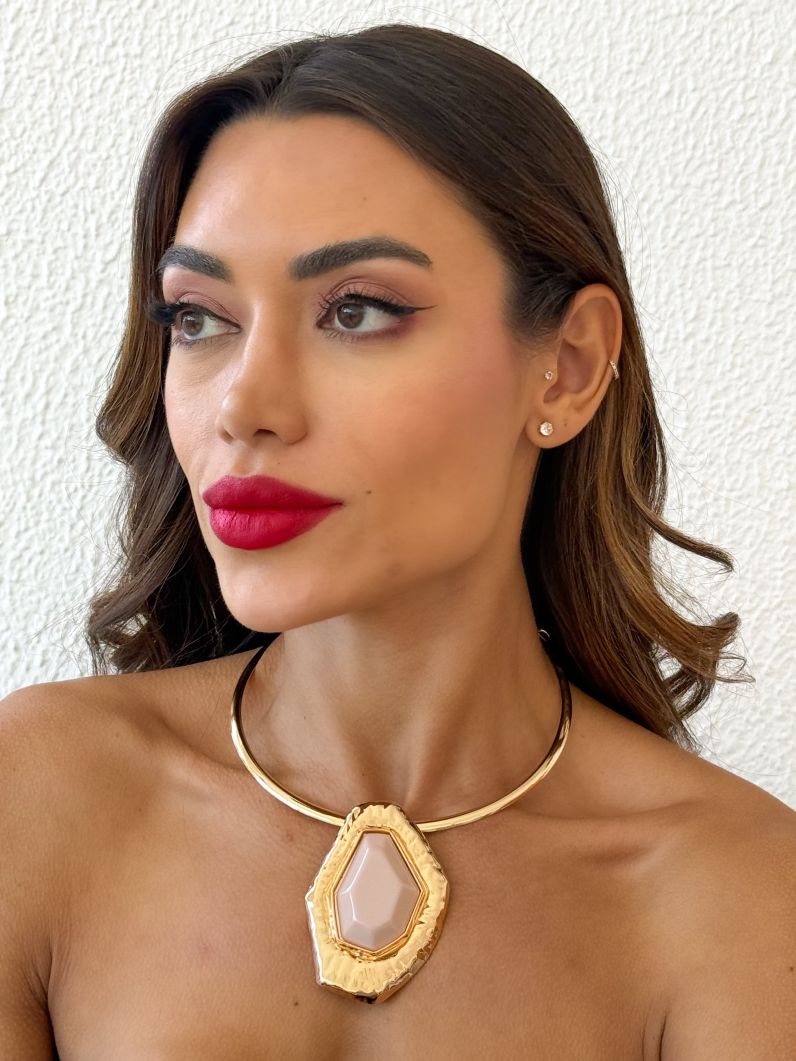 Choker Aro Folheado a Ouro 18k Forma Resinada e Martelada