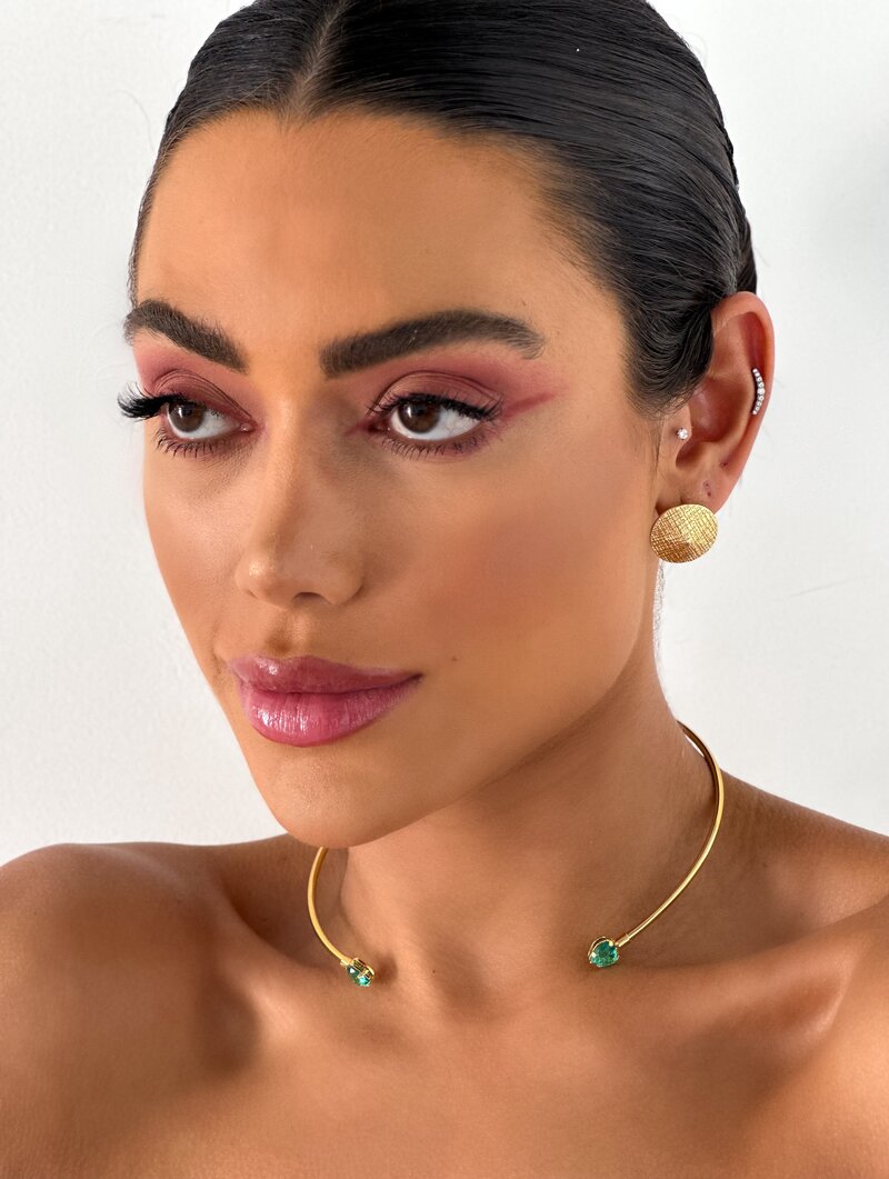 Choker Aro Folheado a Ouro 18K Ponteiras Zirconias