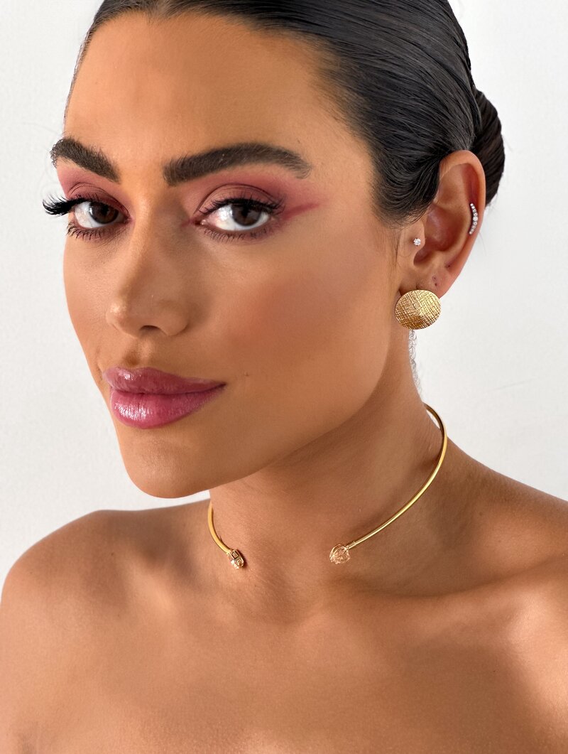 Choker Aro Folheado a Ouro 18K Ponteiras Zirconias