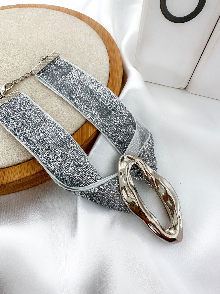 CHOKER BLOGUER PINGENTE MARTELADO