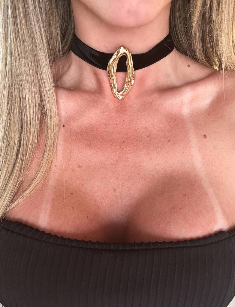 CHOKER BLOGUER PINGENTE MARTELADO