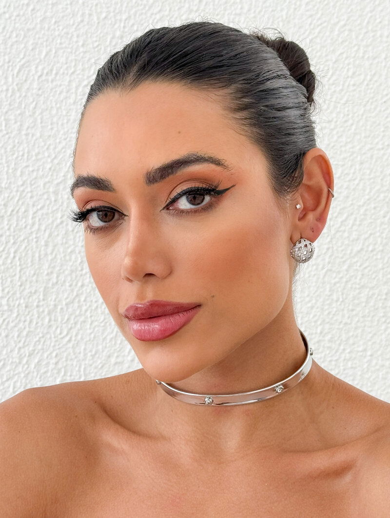 Choker Courinho com Pontos de Luz