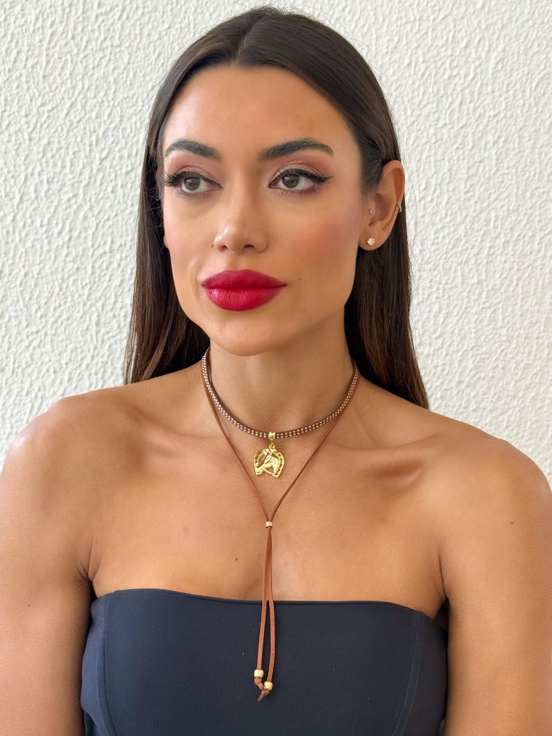 Choker Courinho Folheado a Ouro 18k Design Cavalo