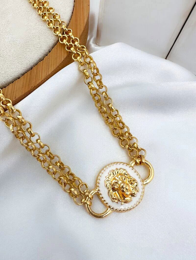 Choker Folheada a Ouro 18k Dois Fios com Pingente Leão