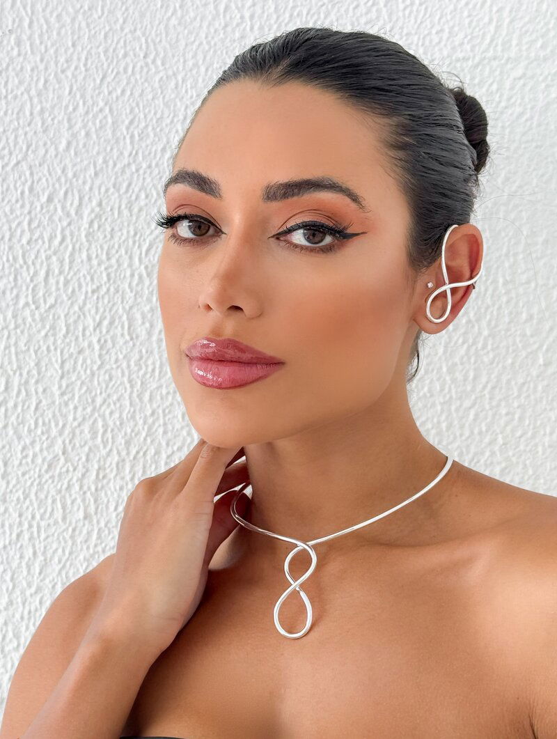 Choker Folheada a Ouro 18k e Prata 925 Aro com Símbolo do Infinito
