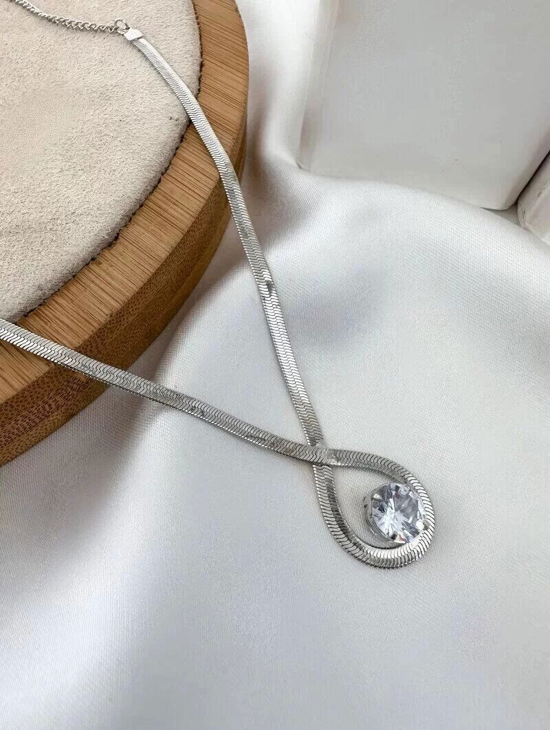 Choker Folheada a Ouro 18k Fita Laminada com Ponto de Luz