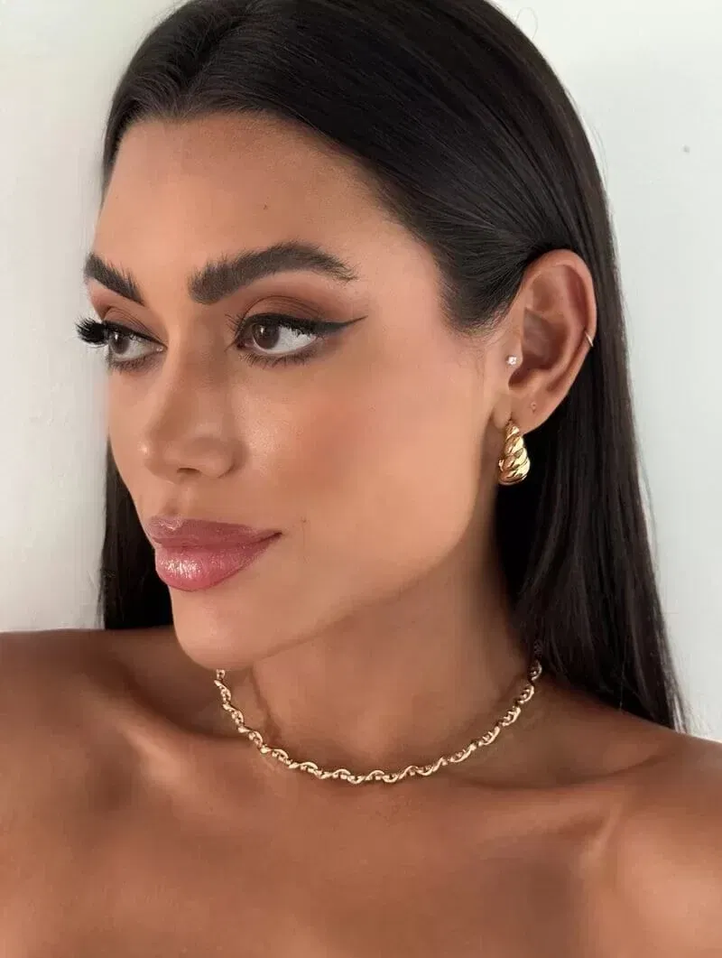 Choker Folheado a Ouro 18k Aro Ondulado com Fio de Zircônias