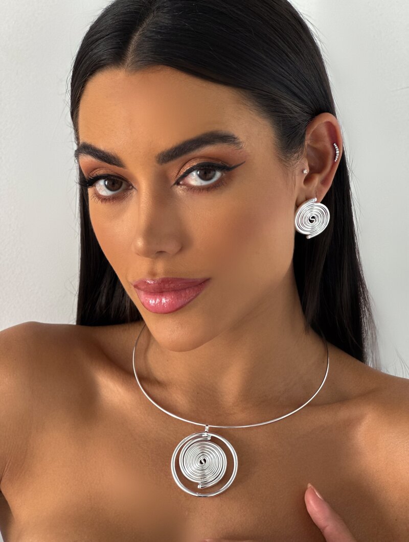 Choker Folheado a Ouro 18k e Prata 925 Aro com Pingente Espiral