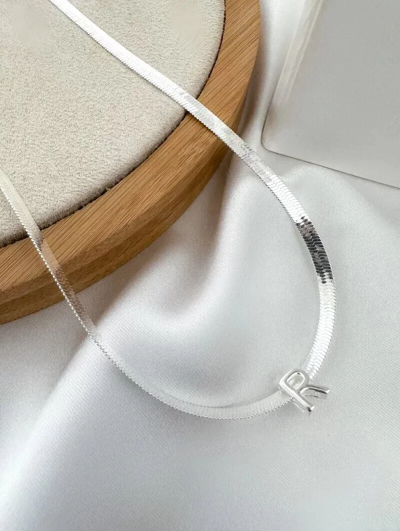 Choker Folheado a Ouro 18k e Prata 925 Fita Laminada com Inicial