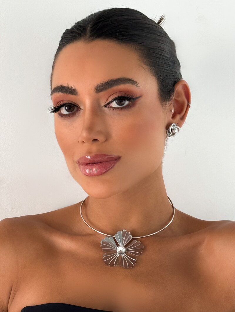 Choker Folheado a Ouro 18k e Prata Aro com Flor Quatro Pétalas