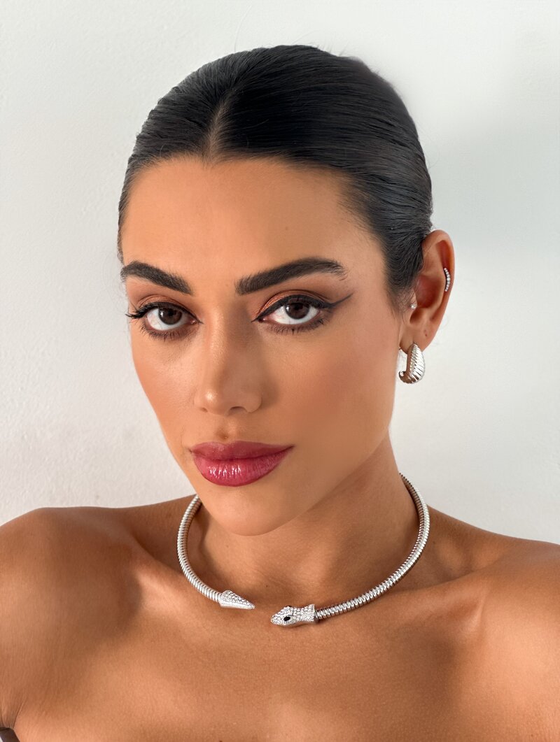 Choker Folheado a Ouro 18k e Prata Aro Serpente com Detalhe Cravejado