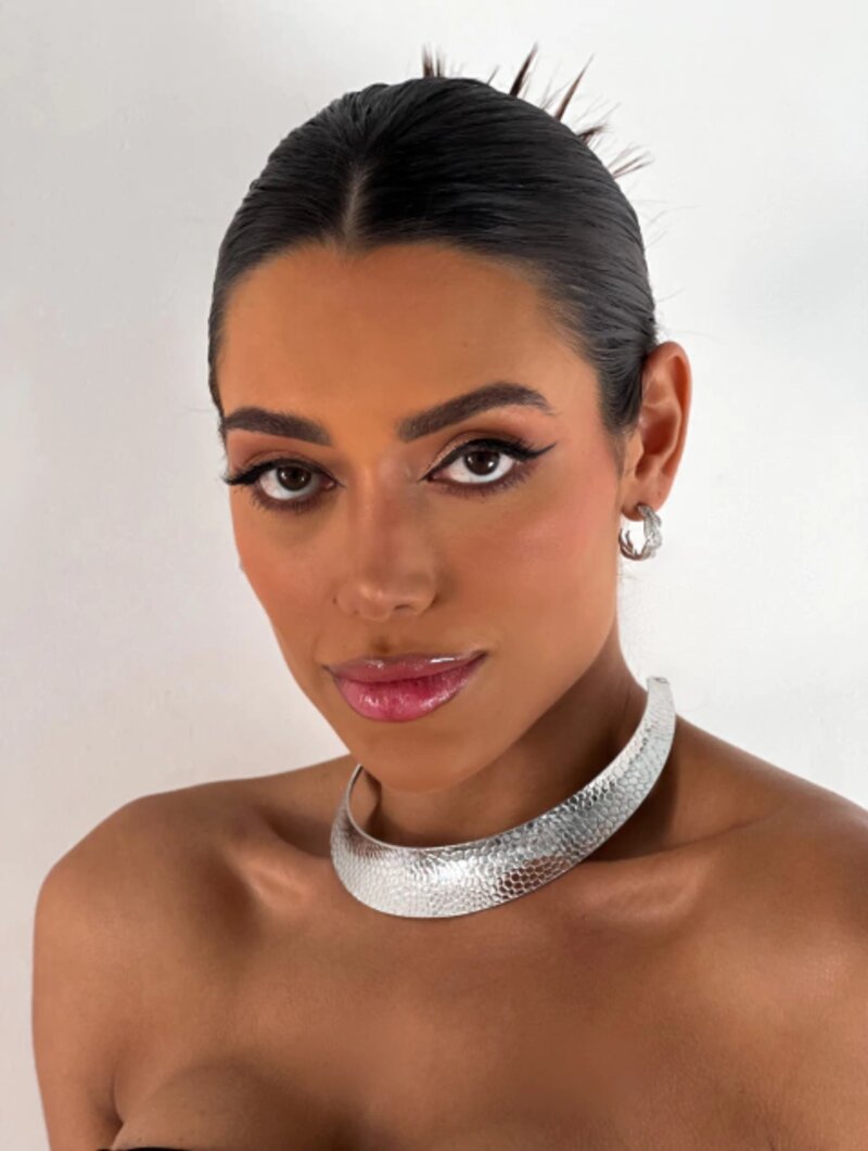 choker folheado a ouro 18k e prata aro texturizado.