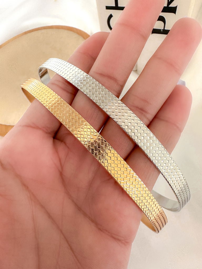 Choker trabalhada folheada a ouro 18k e prata 925