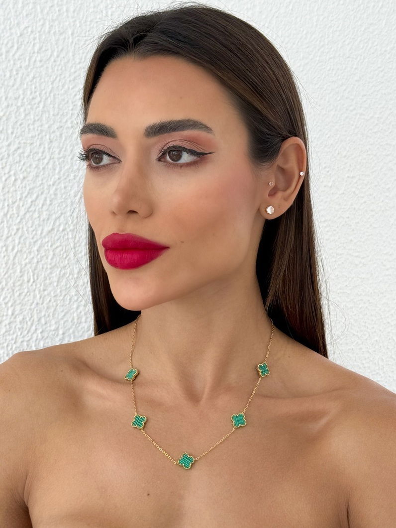 Colar Aço Inoxidável Folheado a Ouro 18k Inspiração Vg. Resinado