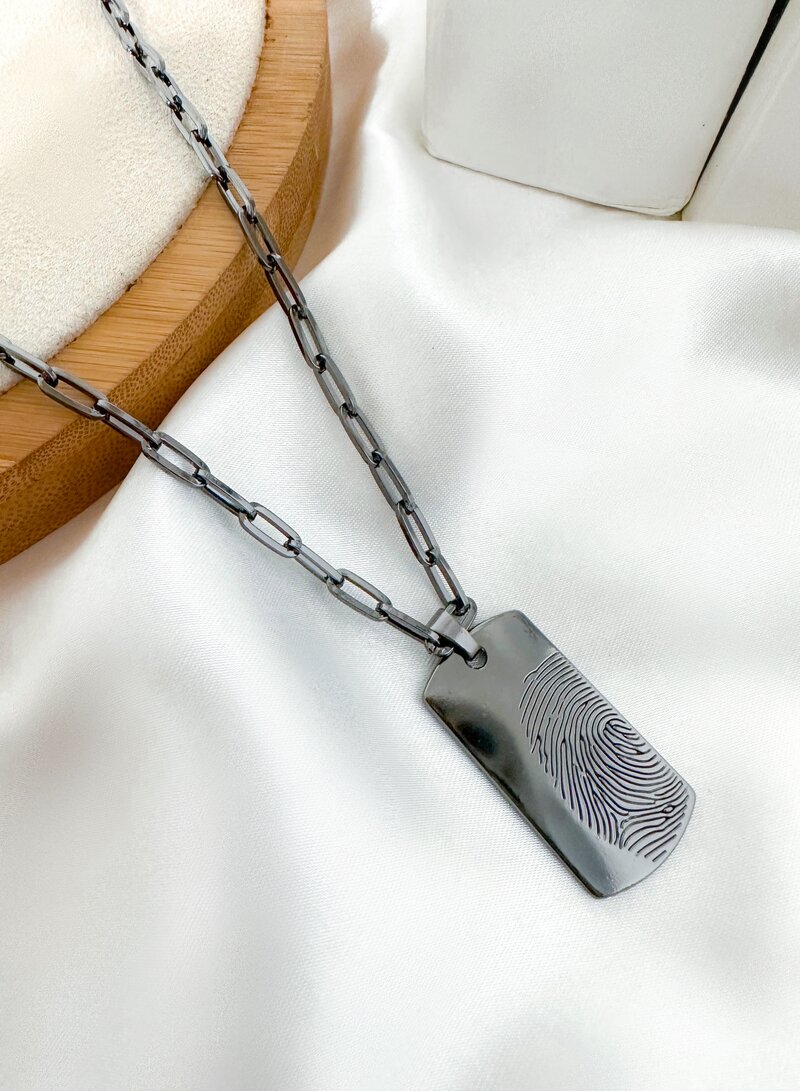 Colar Masculino Semi Joia Elo Cartier Pingente Placa com Digital