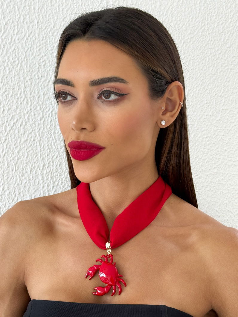 Colar Com Lenço Folheado a Ouro 18k Pingente Caranguejo